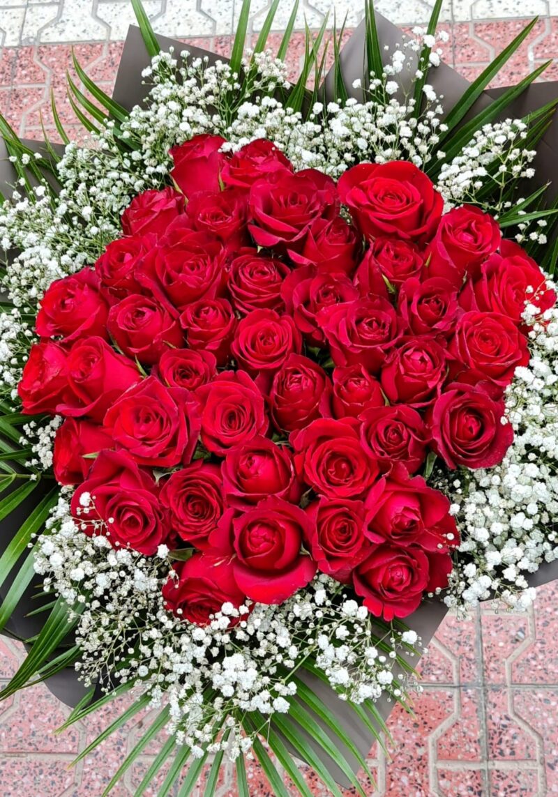 41 GÜLLÜ BUKET CANLI