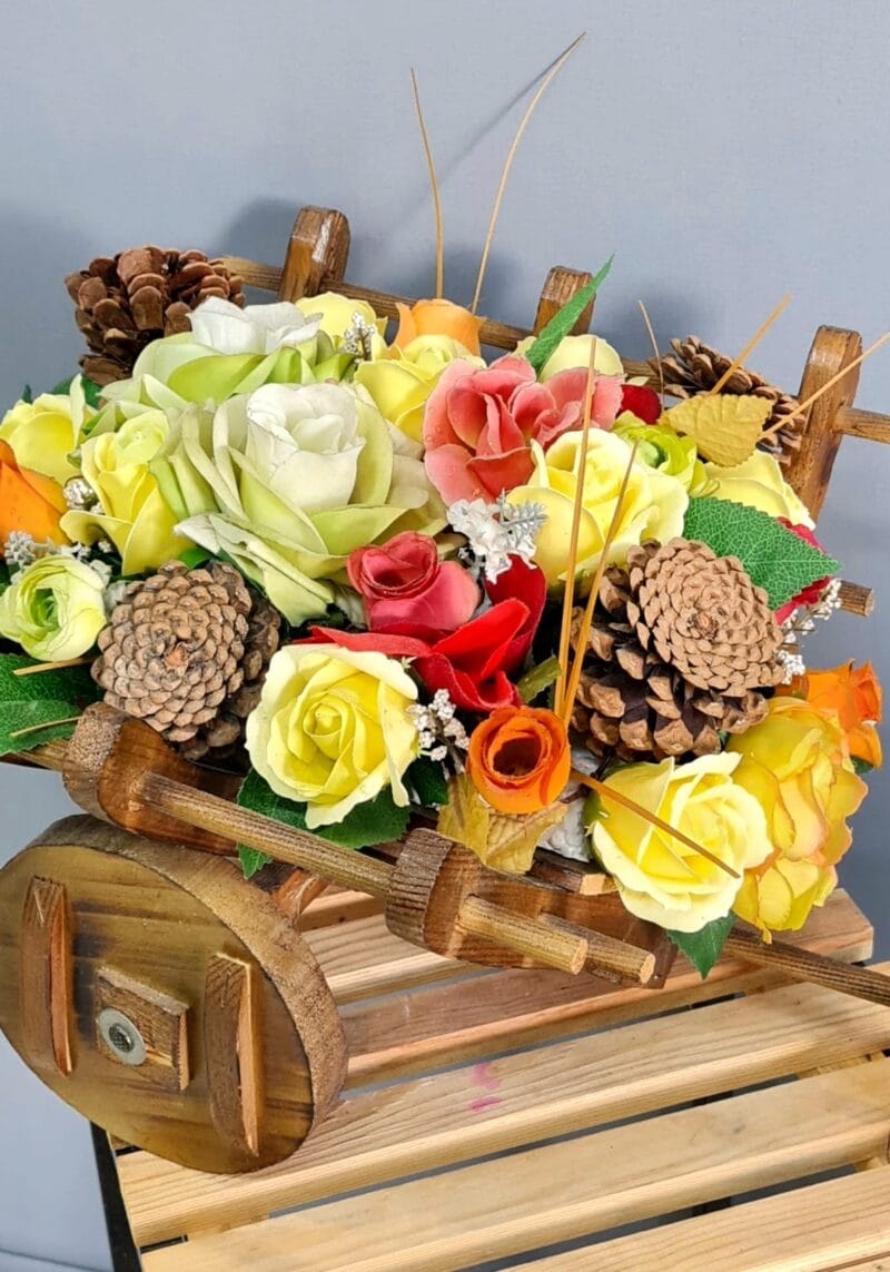 YAPAY ÇİÇEK ARANJMAN